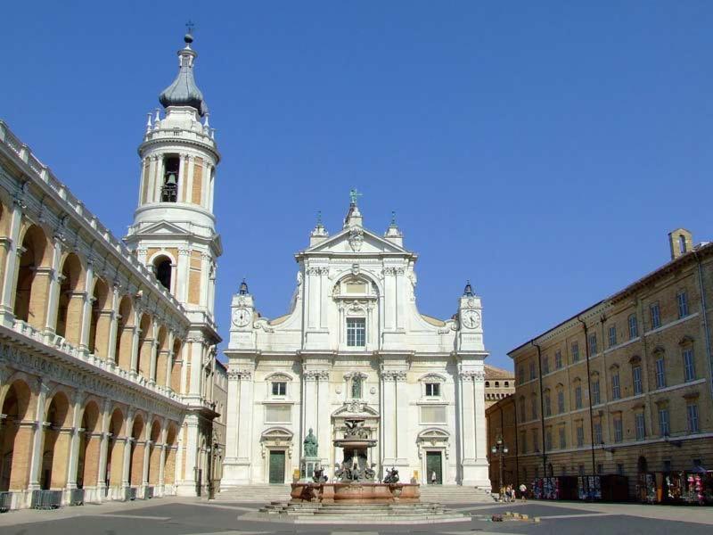 B&B Del Corso Лорето Екстер'єр фото