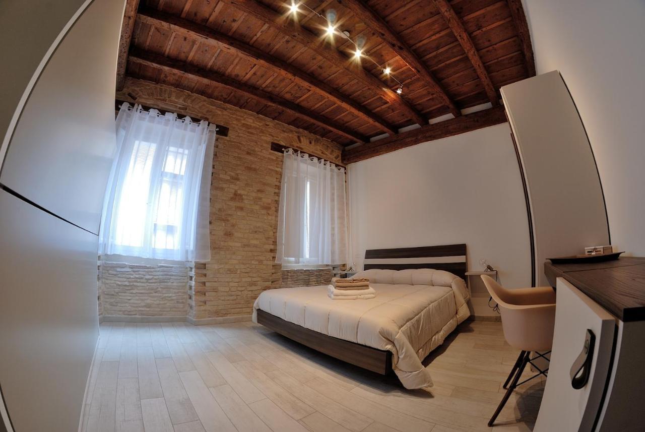 B&B Del Corso Лорето Екстер'єр фото